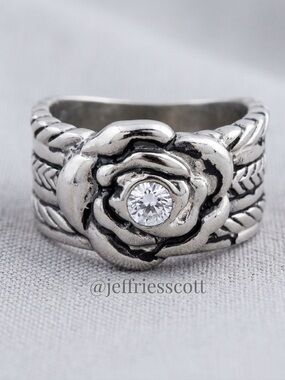 Penelope Premier Designs Ring